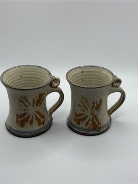 Two Handcrafted Stoneware Brown Mugs Floral Donn Zver Studio Troy Ontario 8 Oz